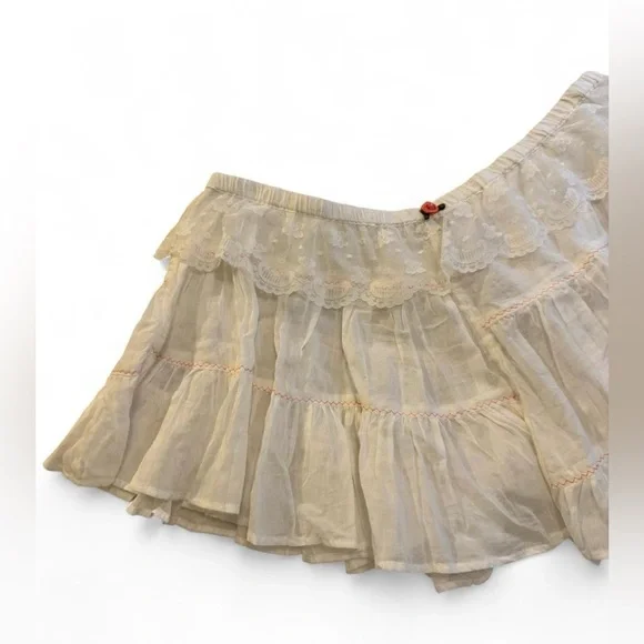 Free People In Full Swing Shorts White Lace Ruffle Boho M - Picture 10 of 14